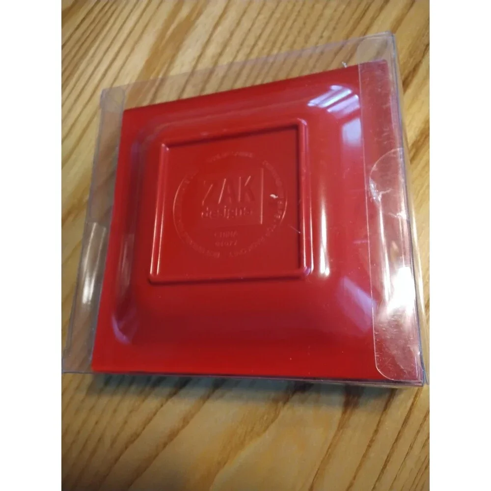 Crate & Barrel Zak Designs Red Appetizer Plates 5 in. Square